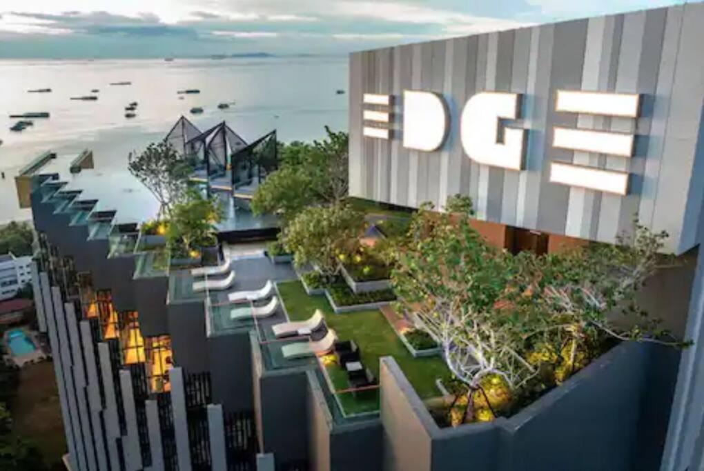 Edge Central Pattaya Seaview Residence エクステリア 写真