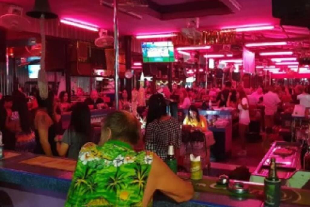 Edge Central Pattaya Seaview Residence エクステリア 写真