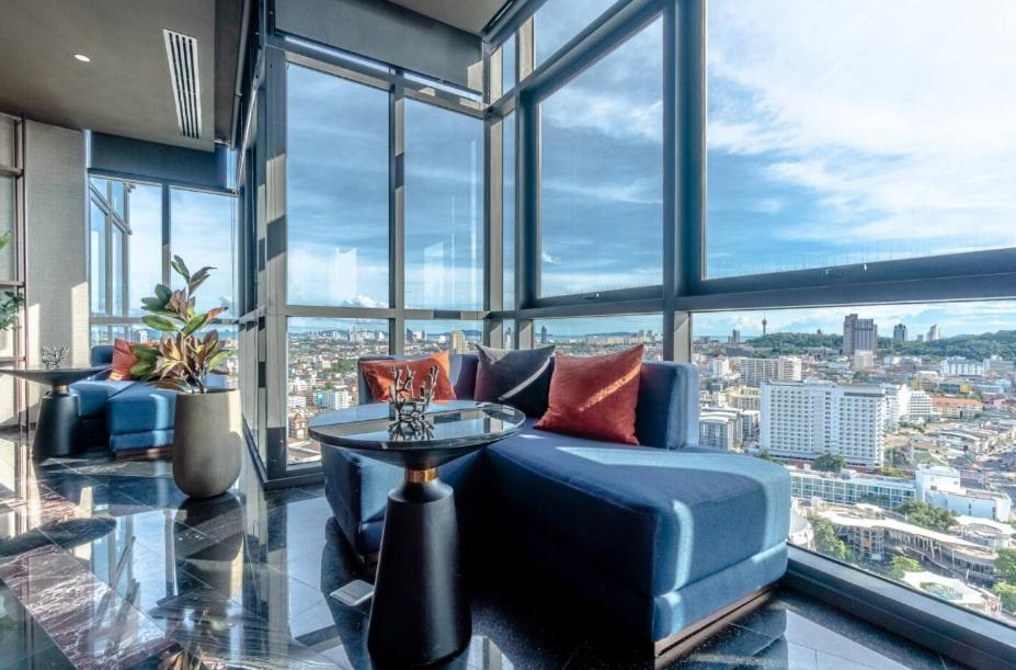 Edge Central Pattaya Seaview Residence エクステリア 写真