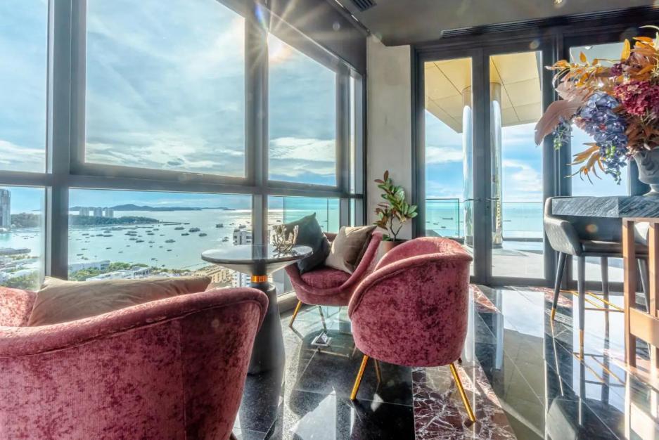 Edge Central Pattaya Seaview Residence エクステリア 写真